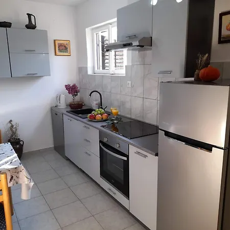 By The Sea Broce, Peljesac - 11282 Ston