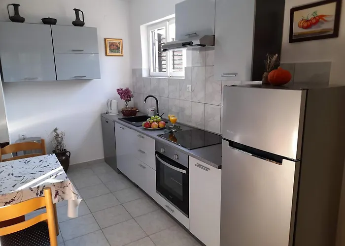 By The Sea Broce, Peljesac - 11282 Ston